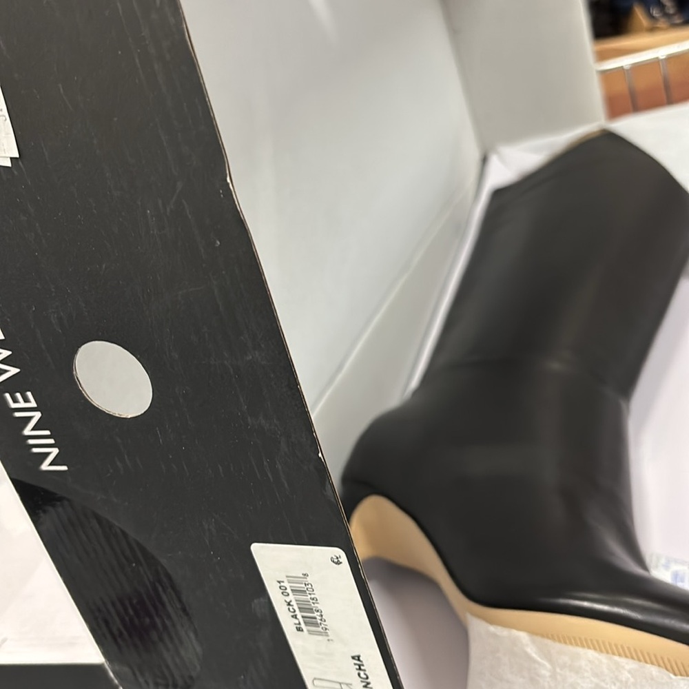 NIB Nine West Sancha black leather heeled boots… - Picture 5 of 6